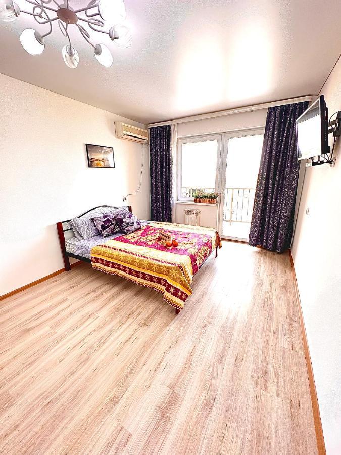 Medinahotelkz, # 70, Вид На Горы, До Арбата 15 Мин Пешком, Halal Almaty Bagian luar foto